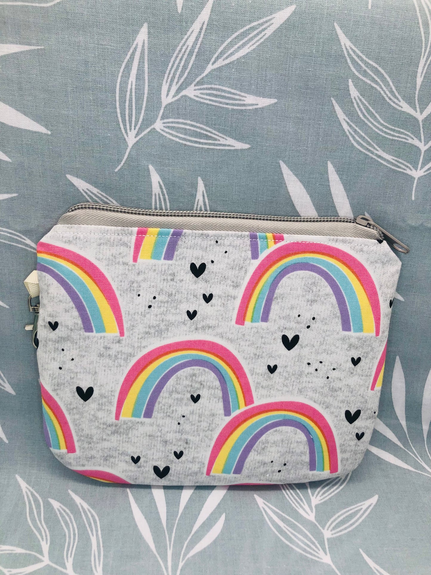 Pastel Rainbows Flat Style Knitting Crochet Notions Pouch Coin Purse | Size Medium