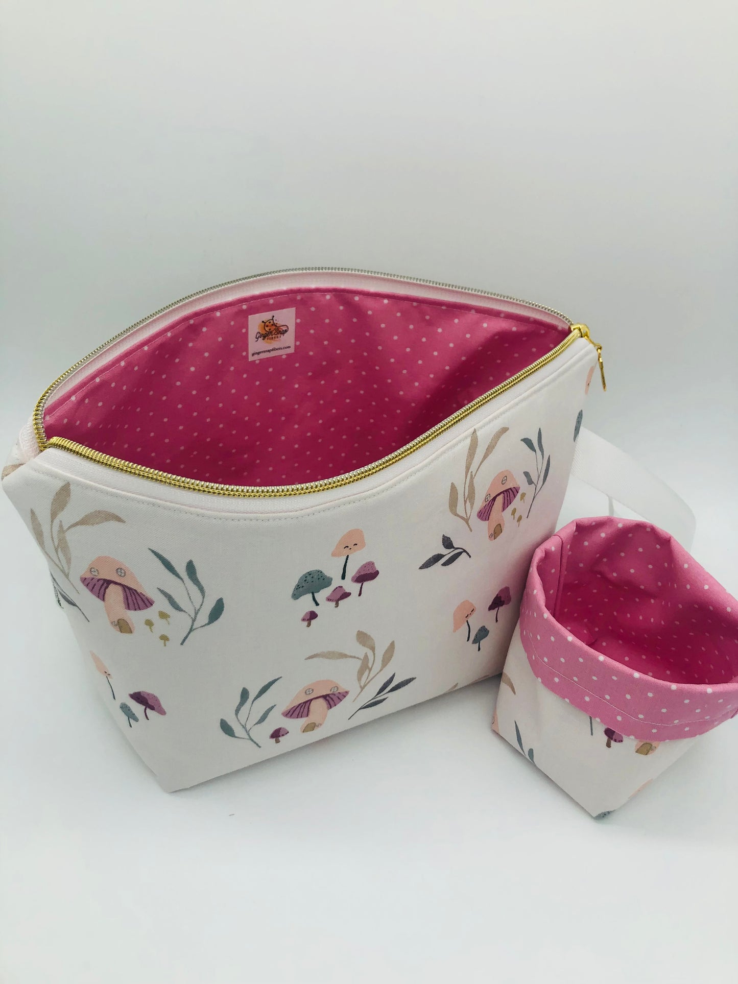 Mushroom Houses Knitting Crochet Zipper Style Project Bag + 100g Yarn Cozy| Shortie Sock Size