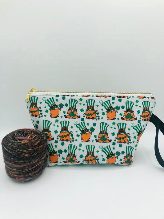 CLEARANCE St. Patrick’s Leprochauns Knitting Crochet Zipper Style Project Bag | Shortie Sock Size