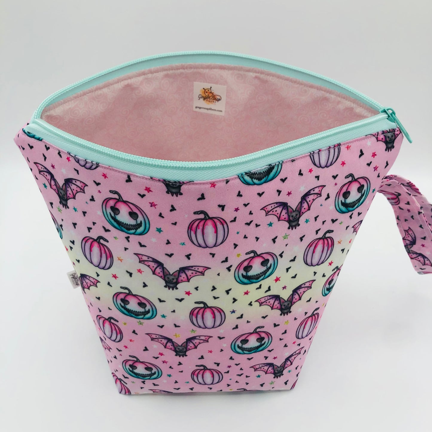 Pastel Bats Spooky Knitting Crochet Zipper Style Project Bag | Sock Size