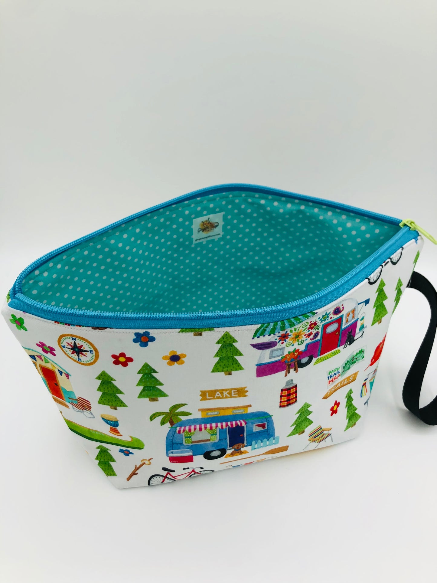 Cheerful Campsite Knitting Crochet Zipper Style Project Bag | Shortie Sock Size