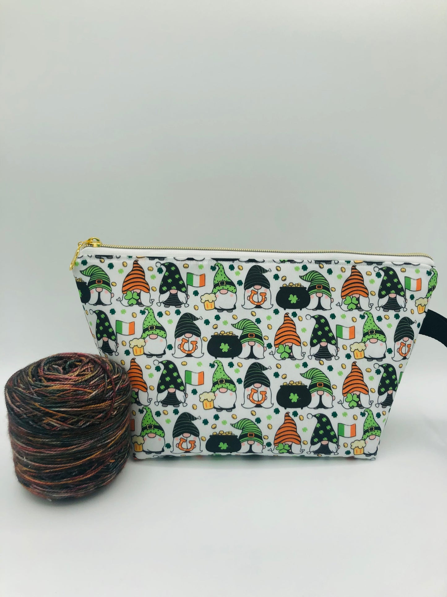 St. Patrick’s Gnomes (white) Knitting Crochet Zipper Style Project Bag | Shortie Sock Size