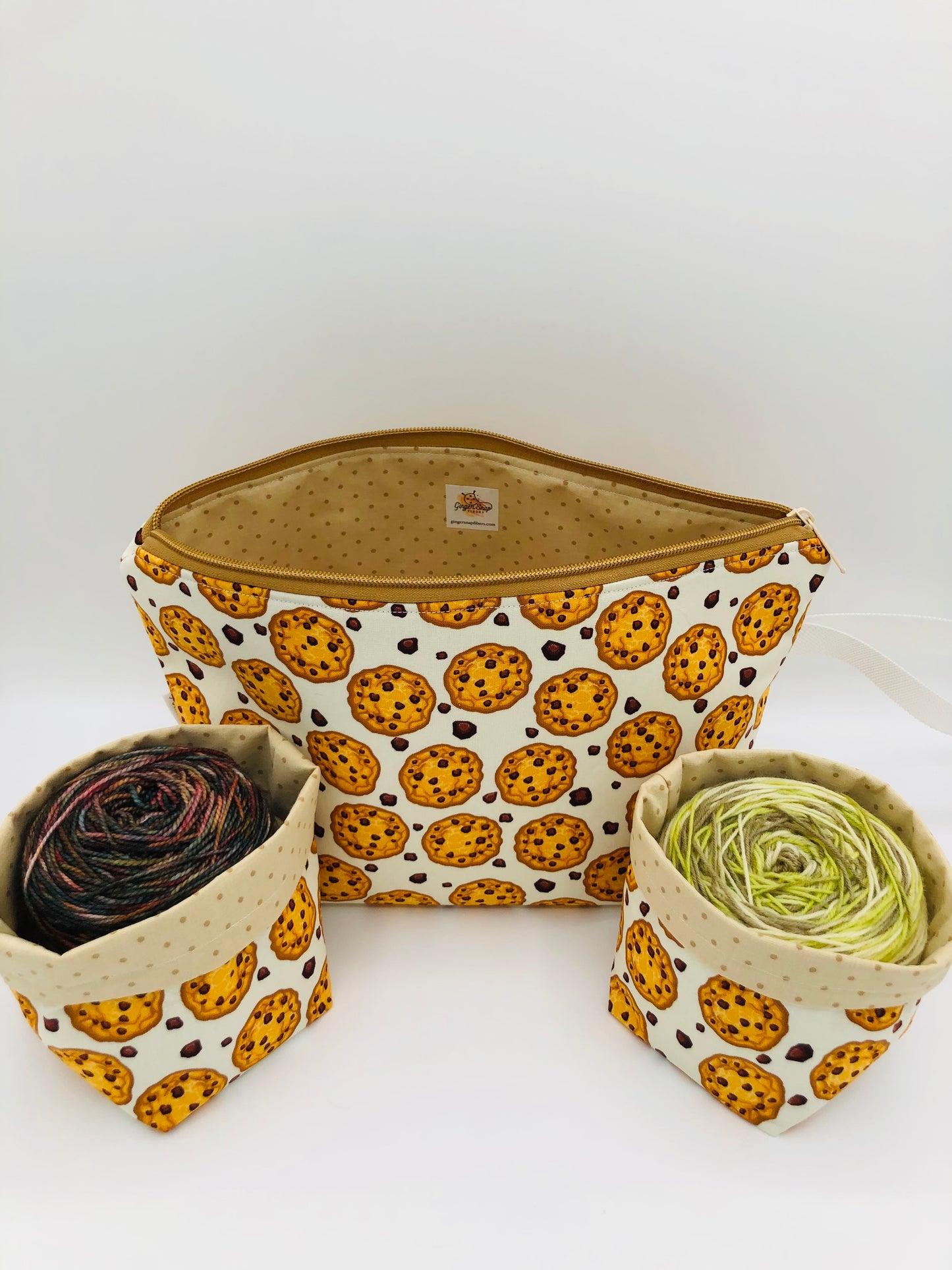 Cookies! Knitting Crochet Zipper Style Project Bag + 2x 100g Yarn Cozy | Shortie Sock Size