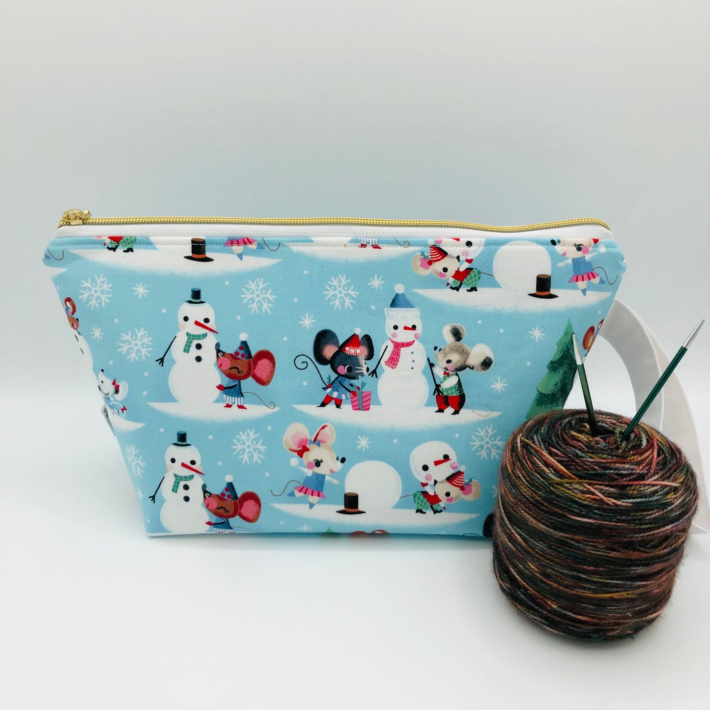 Christmas Mice Holiday Knitting Crochet Zipper Style Project Bag | Shortie Sock Size