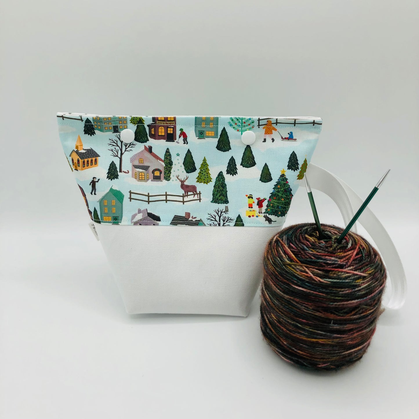 Christmas Village (white base) Holiday Itty Bitty Crochet Knitting Project Bag | XS