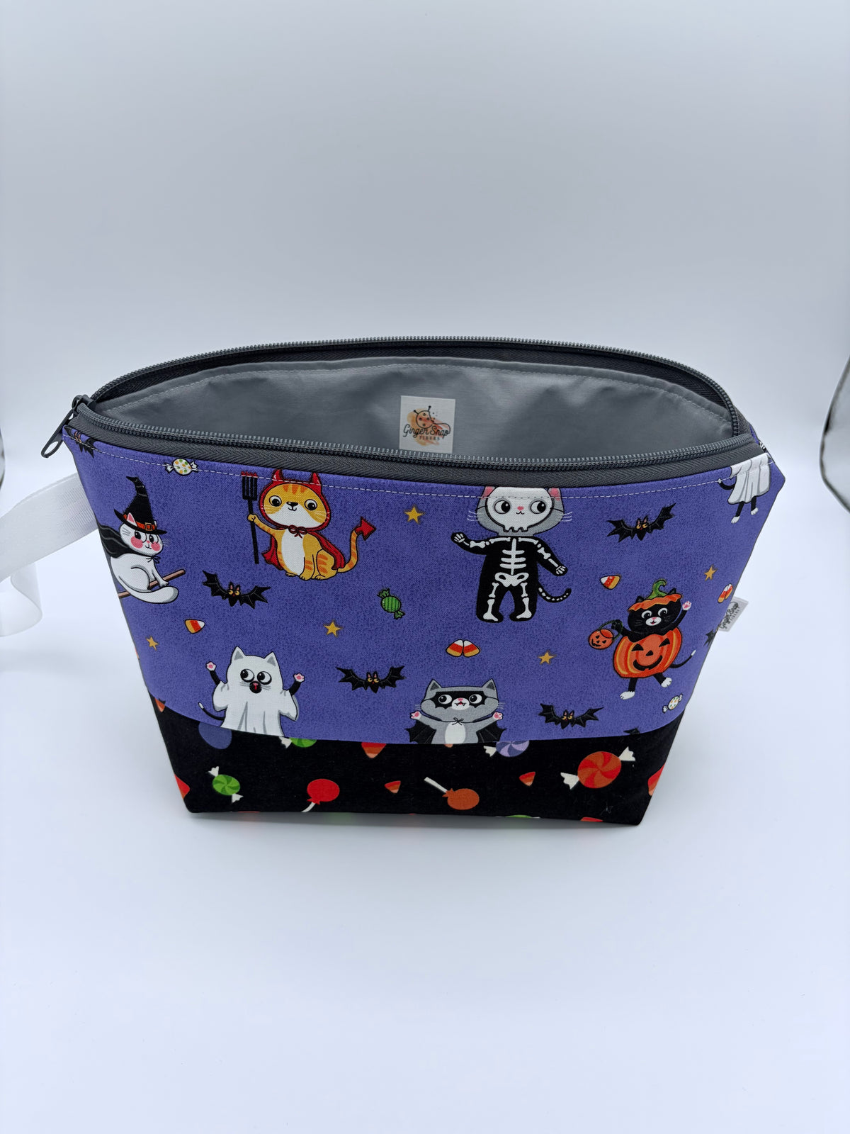 Trick or Treat Kitties (contrast base) Spooky Knitting Crochet Zipper Style Project Bag | Shortie Sock Size