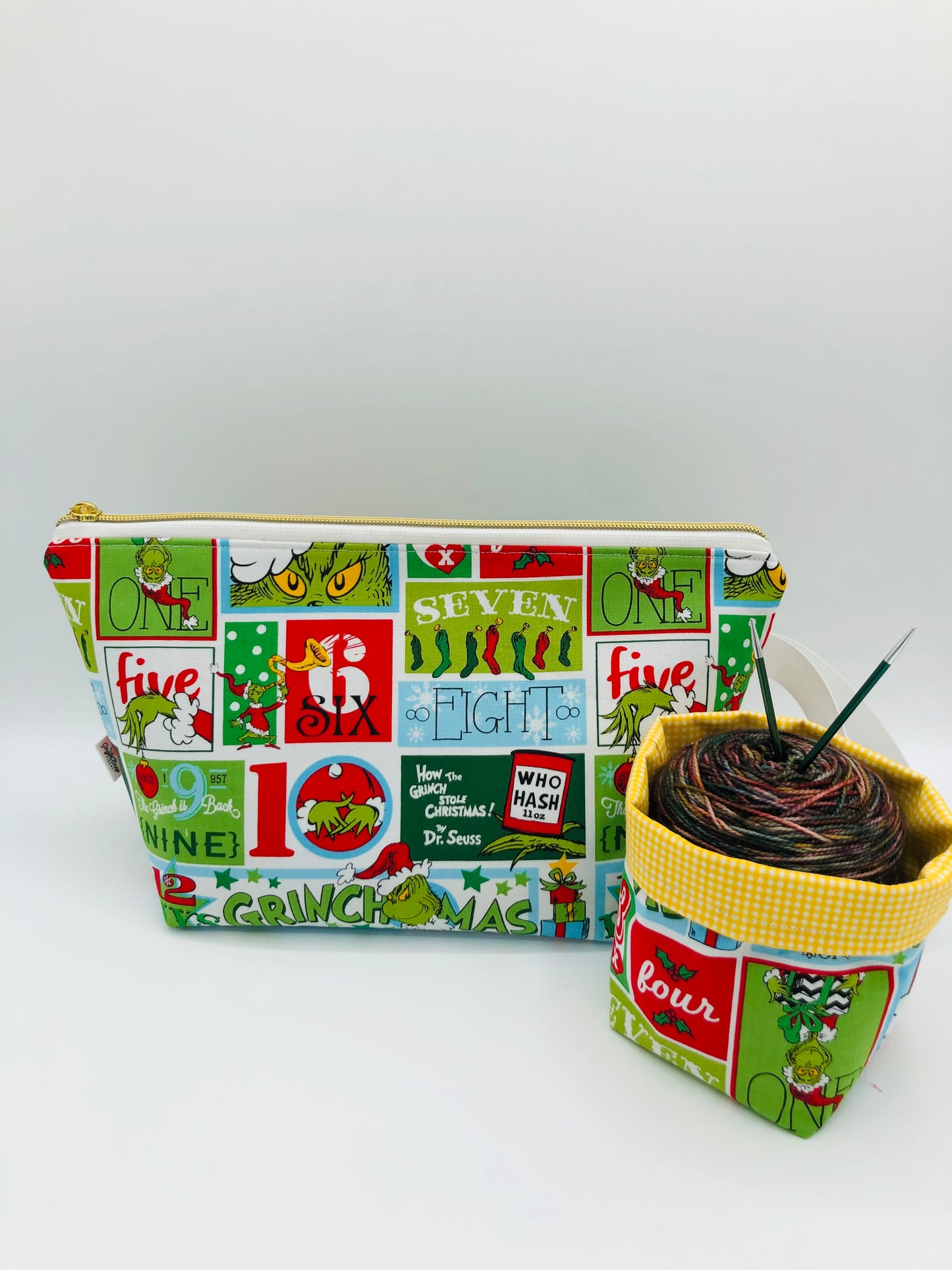 Grinchmas Knitting Crochet Zipper Style Project Bag | Shortie Sock Size +100g Yarn Cozy