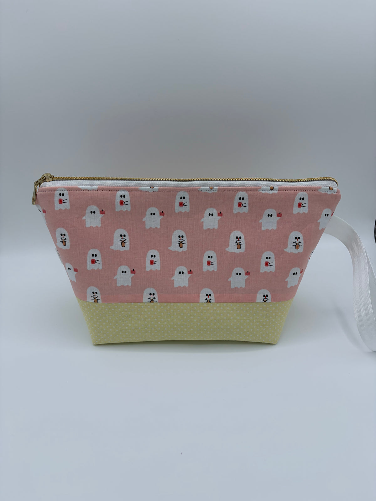 Latte Ghosts (contrast base) Spooky Knitting Crochet Zipper Style Project Bag | Shortie Sock Size