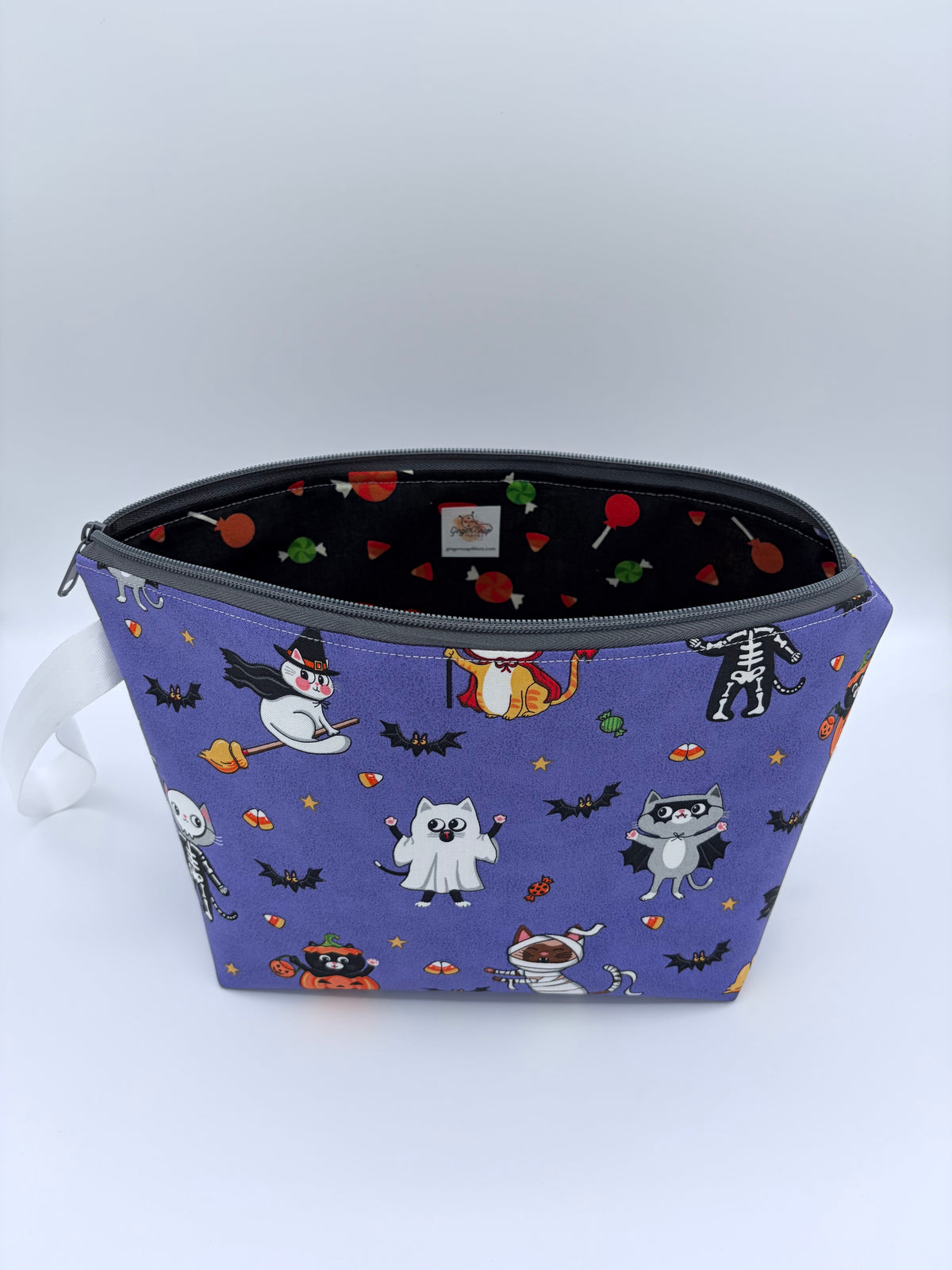 Trick or Treat Kitties Spooky Knitting Crochet Zipper Style Project Bag | Shortie Sock Size